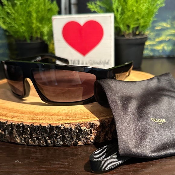 CELINE of Paris, men’s wraparound or women’s main image 6